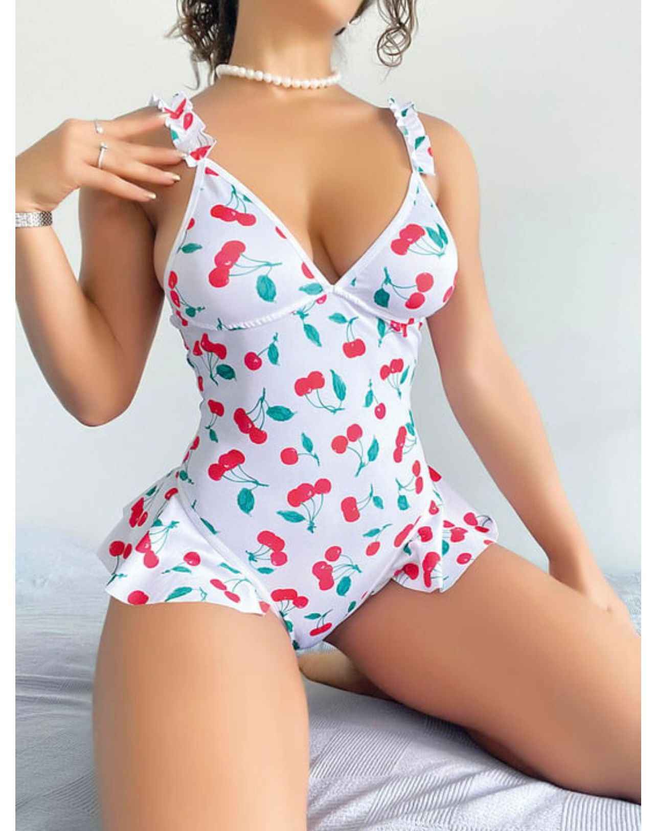 Vişne Desenli Body